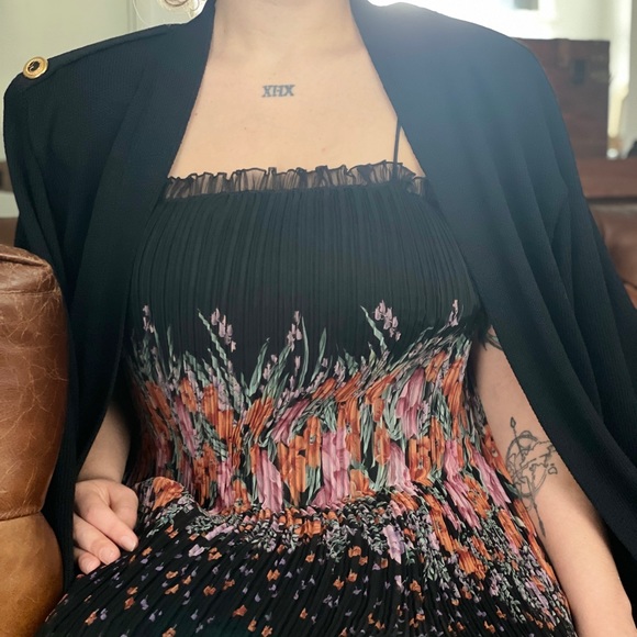 Vintage Sunray pleated cdress w/ spaghetti straps - Picture 15 of 16